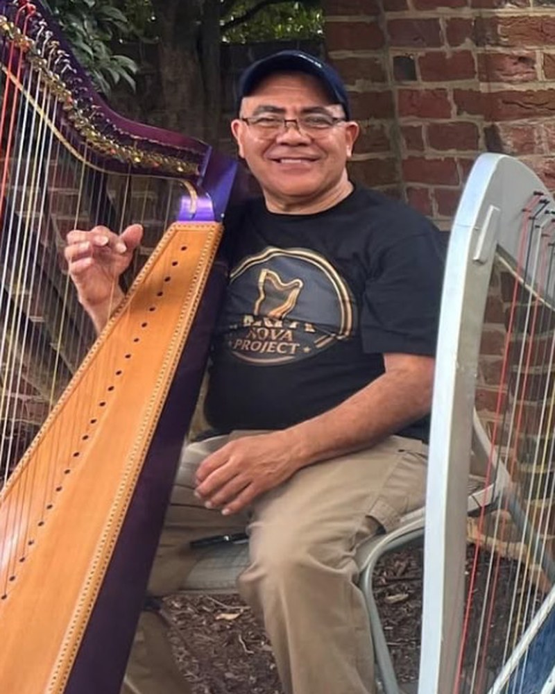 José Rafael Alcalá with his harp